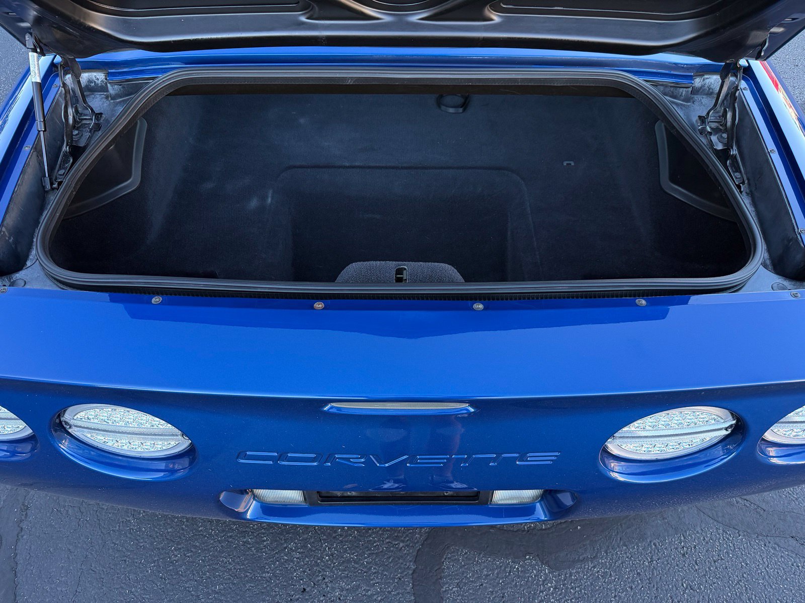 Used 2003 Chevrolet Corvette Z06 w/ Memory Package, 3 Drivers RWD image 30