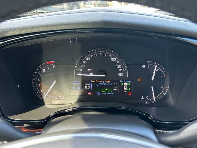 Used 2017 Cadillac XT5 Luxury w/ Driver Awareness Package FWD image 19