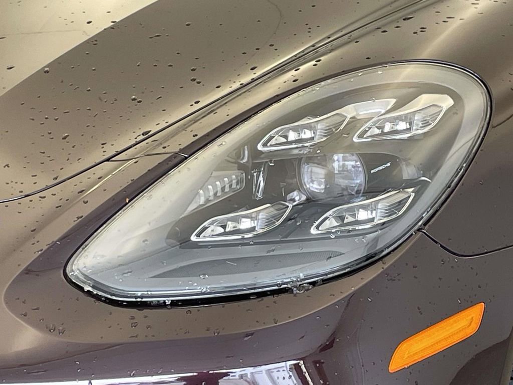 Certified 2022 Porsche Panamera 4 Platinum Edition image 15