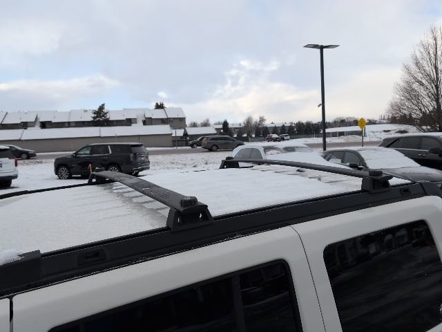 Used 2008 Jeep Commander Sport image 8