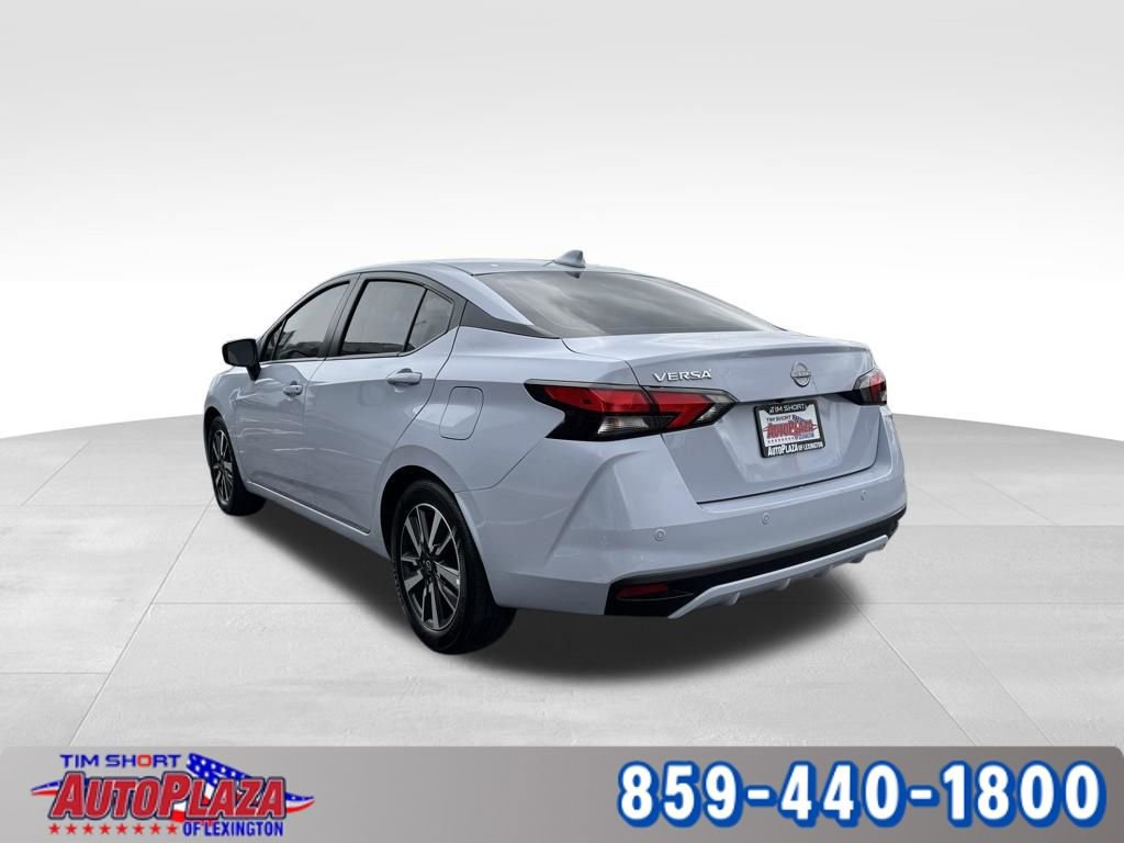 Used 2025 Nissan Versa SV FWD image 2
