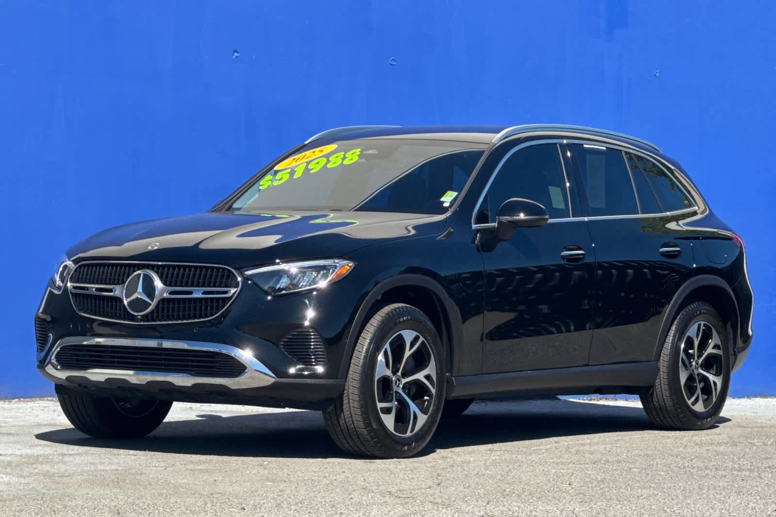 Used 2025 Mercedes-Benz GLC 350e 4MATIC image 8