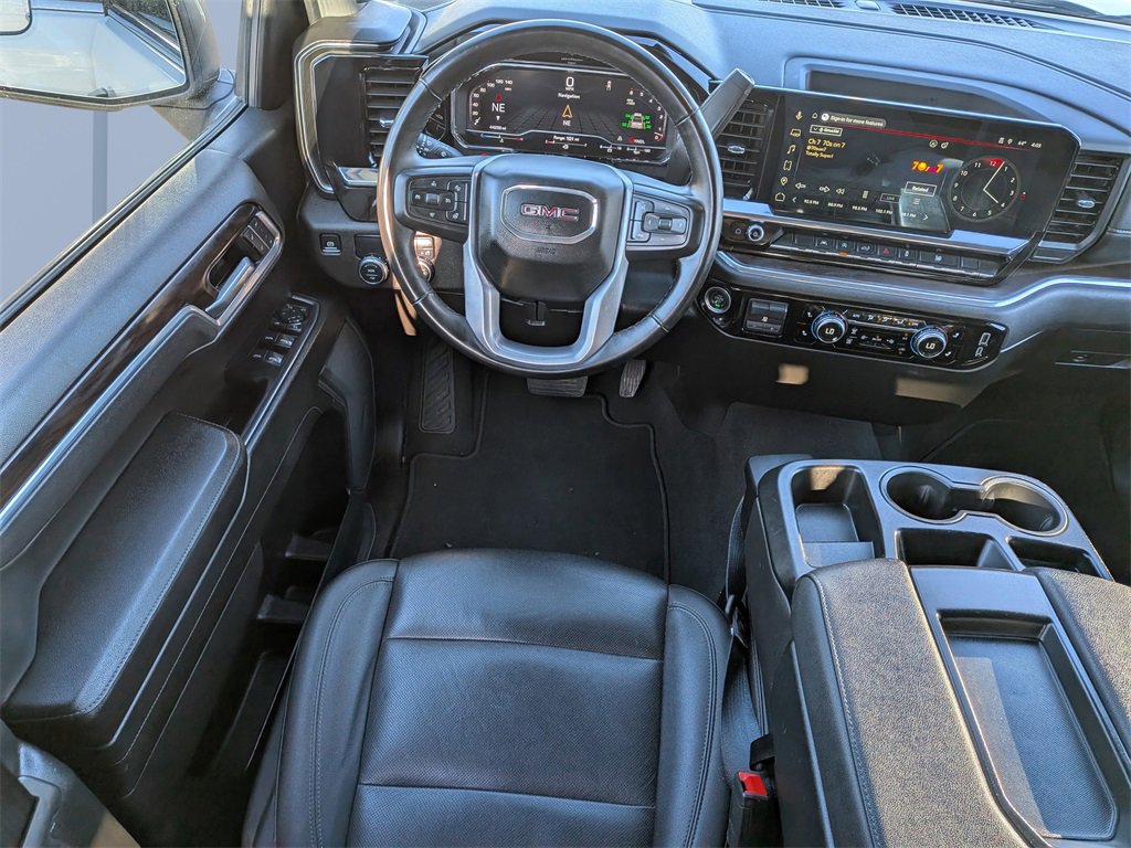 Used 2025 GMC Sierra 1500 SLT image 18