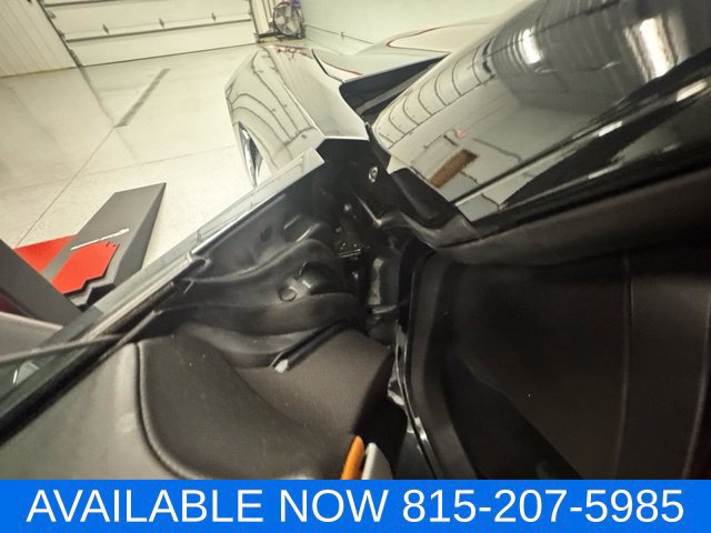 Used 2014 Chevrolet Corvette Stingray Convertible w/ 3LT Preferred Equipment Group RWD image 18