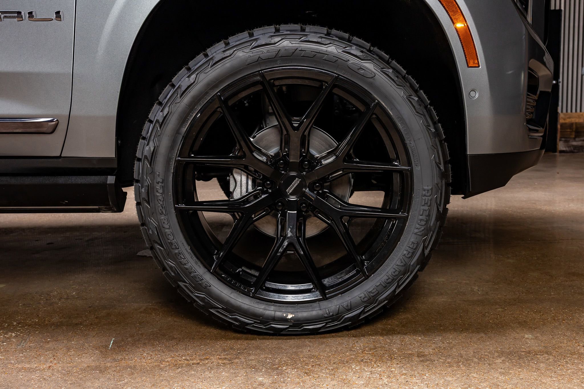 Used 2026 GMC Yukon XL Denali Ultimate image 12