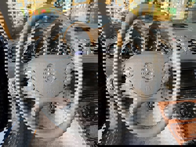 Used 2007 Mercedes-Benz SL 550 image 23