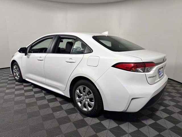 Used 2024 Toyota Corolla LE image 5