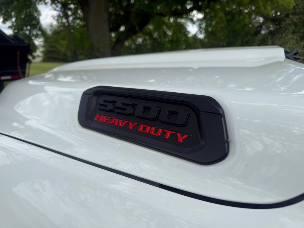New 2024 RAM 5500 Tradesman AWD/4WD image 11