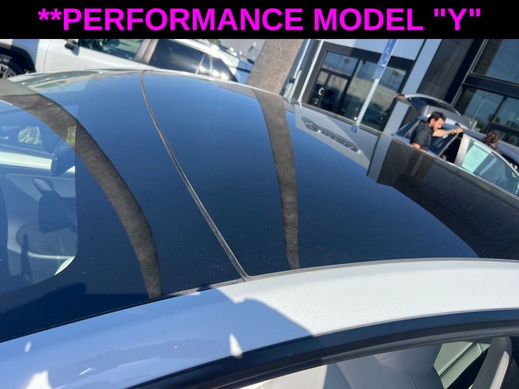 Used 2023 Tesla Model Y Performance image 44