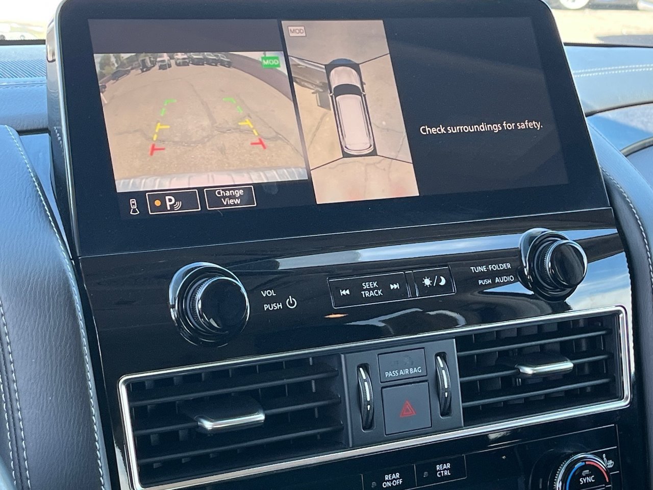 Certified 2024 INFINITI QX80 Luxe AWD/4WD image 25
