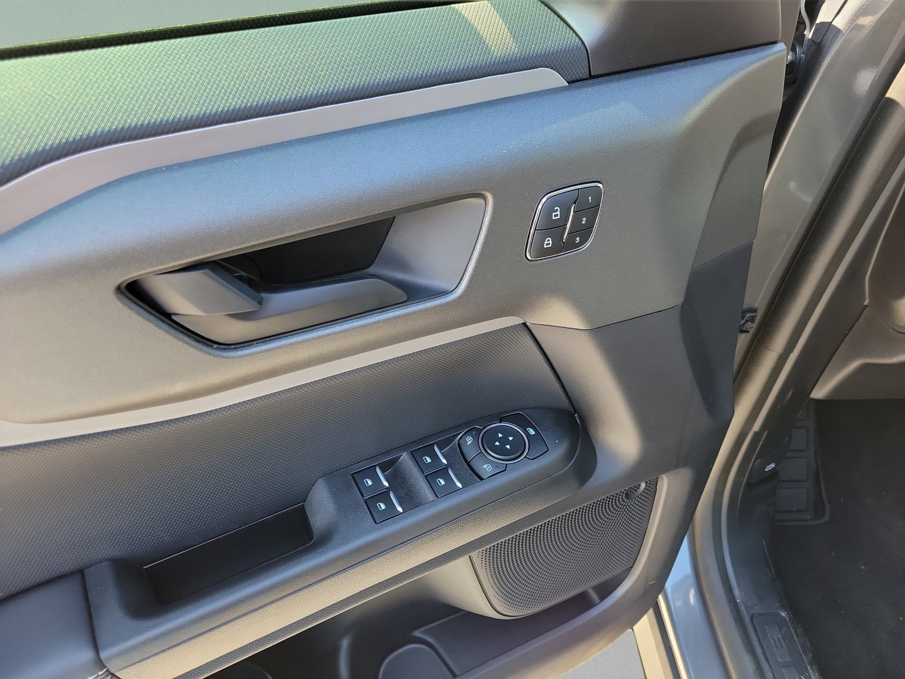 New 2025 Ford Bronco Sport Outer Banks w/ Outer Banks Tech Package+ AWD/4WD image 6