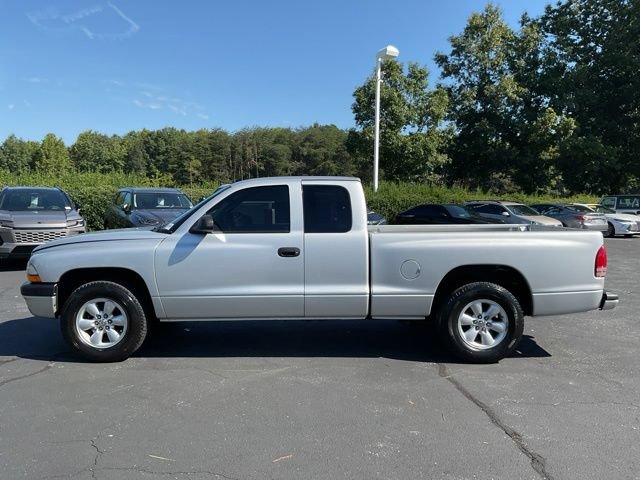 Used 2004 Dodge Dakota Sport w/ Deluxe Convenience Group RWD image 12