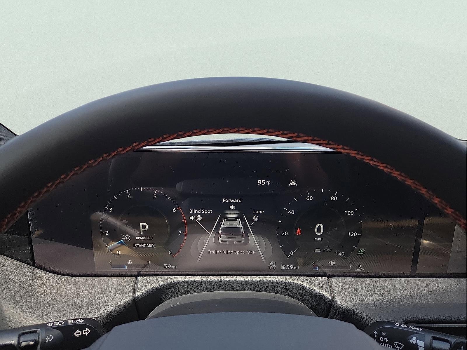 New 2025 Nissan Armada PRO-4X w/ Pro-4X Premium Package image 23