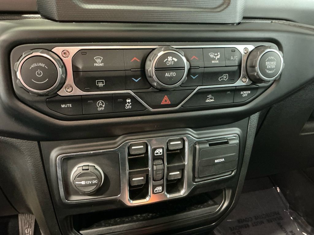 Used 2022 Jeep Wrangler Unlimited Sport image 6