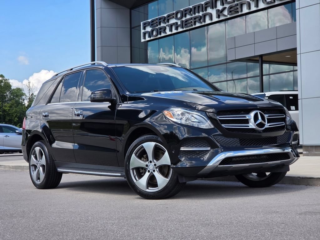 Used 2017 Mercedes-Benz GLE 350 4MATIC image 2