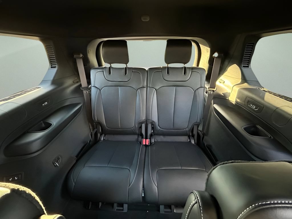 New 2025 Jeep Grand Cherokee L Overland w/ Advanced Protech Group III AWD/4WD image 14