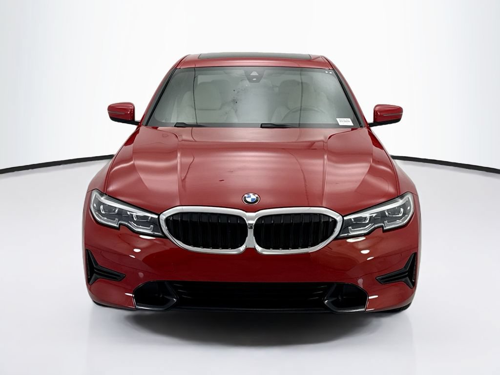 Used 2022 BMW 330i Sedan w/ Premium Package 2 RWD image 2