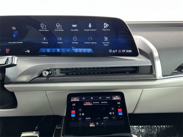 Used 2026 Cadillac Vistiq Sport image 13