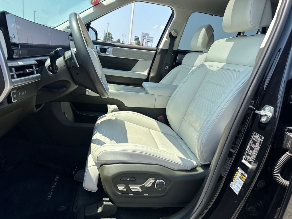 Used 2024 Hyundai Santa Fe Calligraphy AWD/4WD image 14