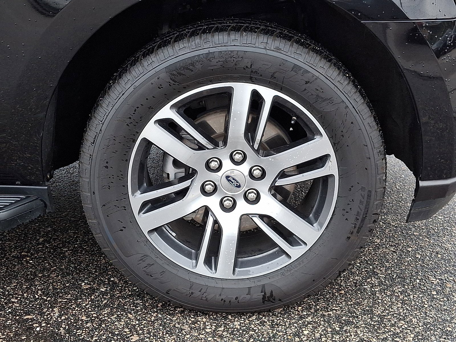 Certified 2024 Ford Expedition Limited AWD/4WD image 8