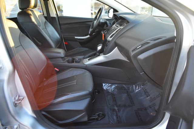 Used 2014 Ford Focus SE w/ Equipment Group 201A image 36