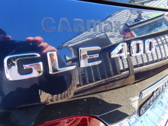 Used 2019 Mercedes-Benz GLE 400 4MATIC image 11