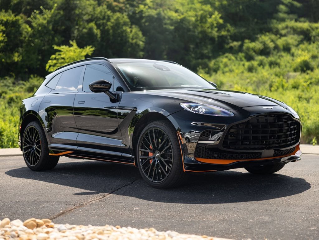 Used 2024 Aston Martin DBX 707 AWD/4WD image 9