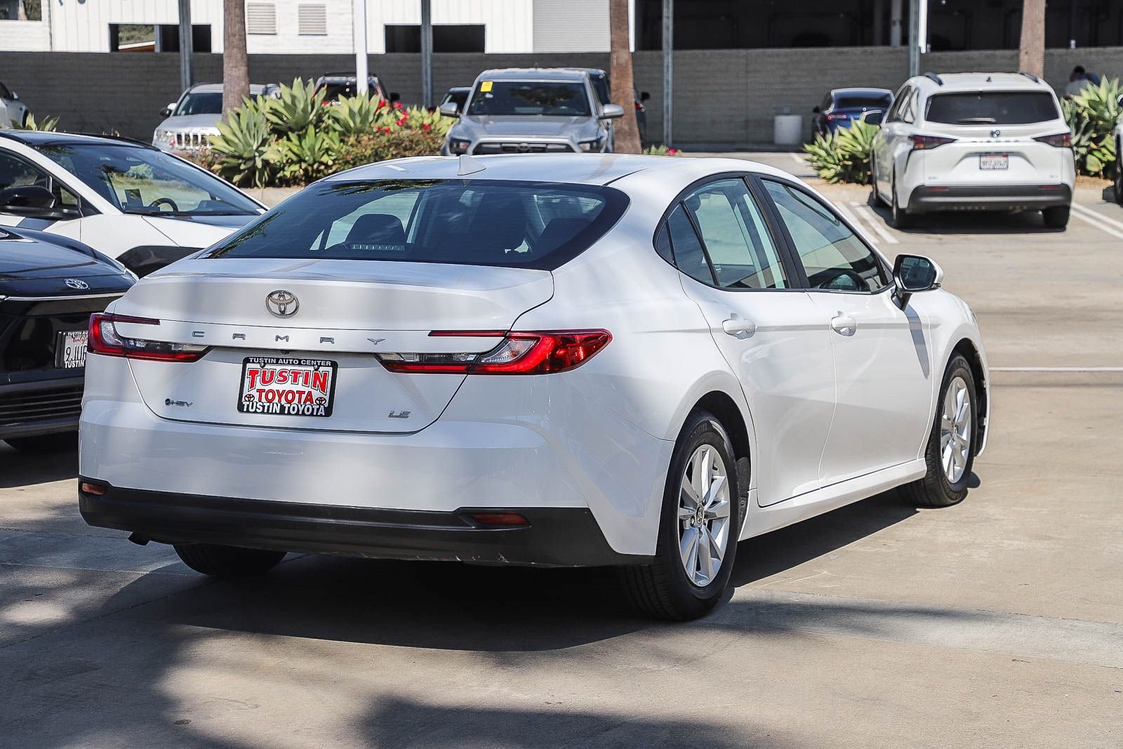 Certified 2025 Toyota Camry LE FWD image 4