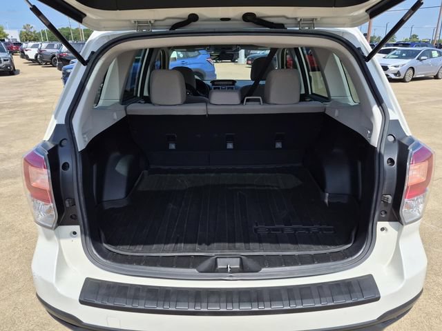 Used 2017 Subaru Forester 2.5i w/ Alloy Wheel Package AWD/4WD image 9