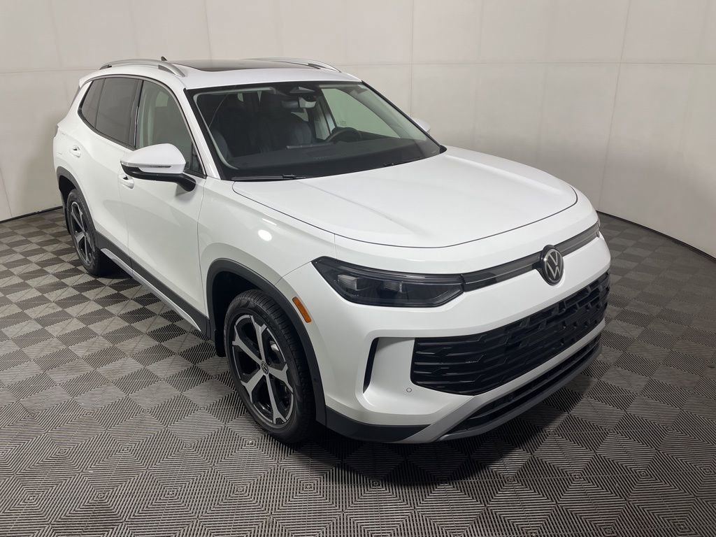 New 2026 Volkswagen Tiguan SE AWD/4WD image 1