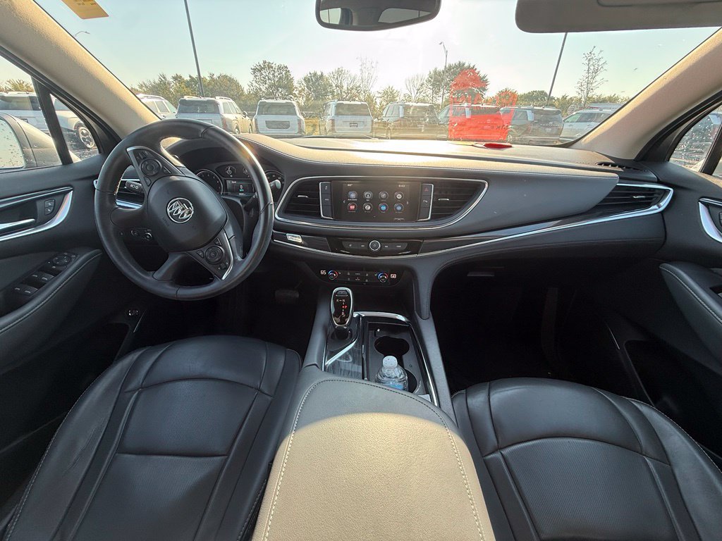 Used 2019 Buick Enclave Essence AWD/4WD image 28