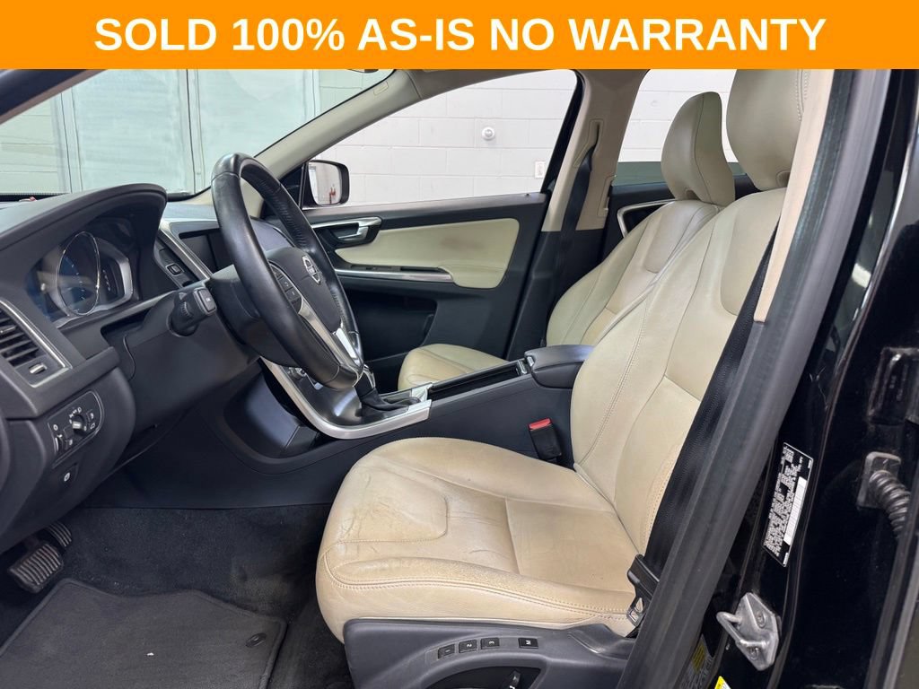 Used 2016 Volvo XC60 T6 AWD/4WD image 14
