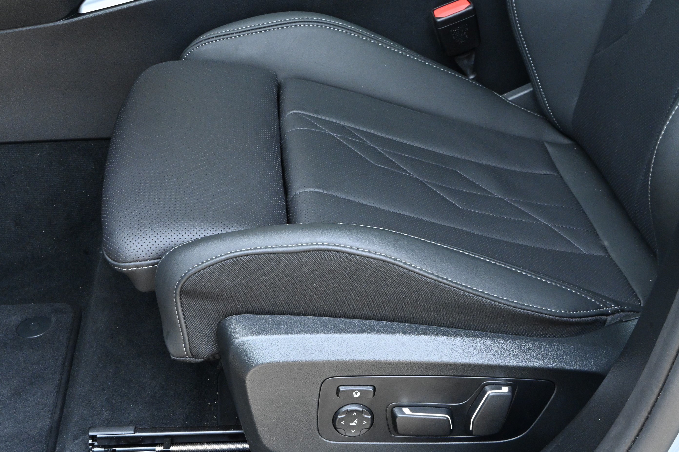 Certified 2026 BMW X3 M50 AWD/4WD image 28