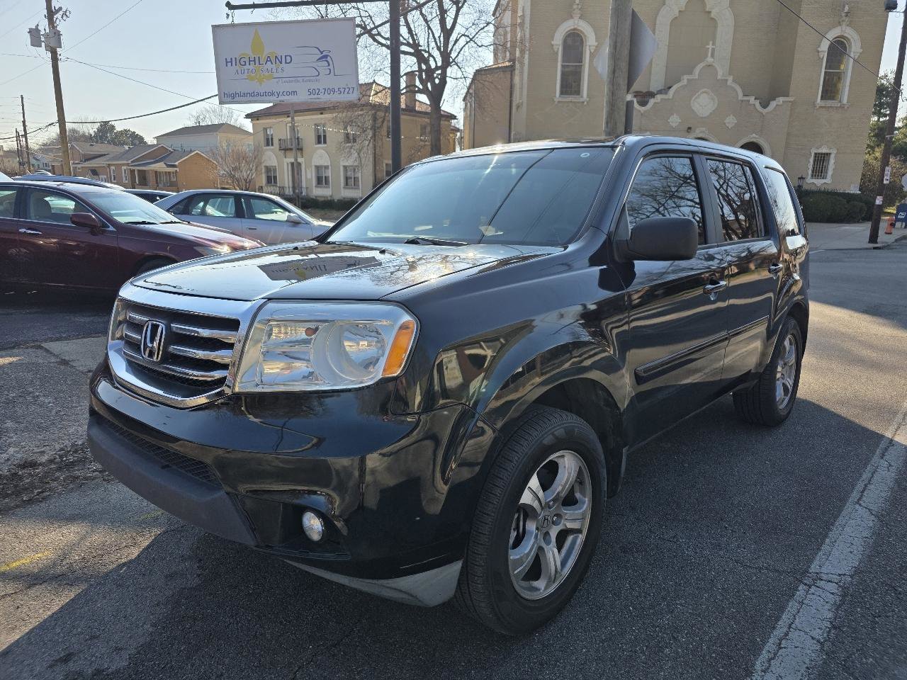 Used 2014 Honda Pilot EX image 1