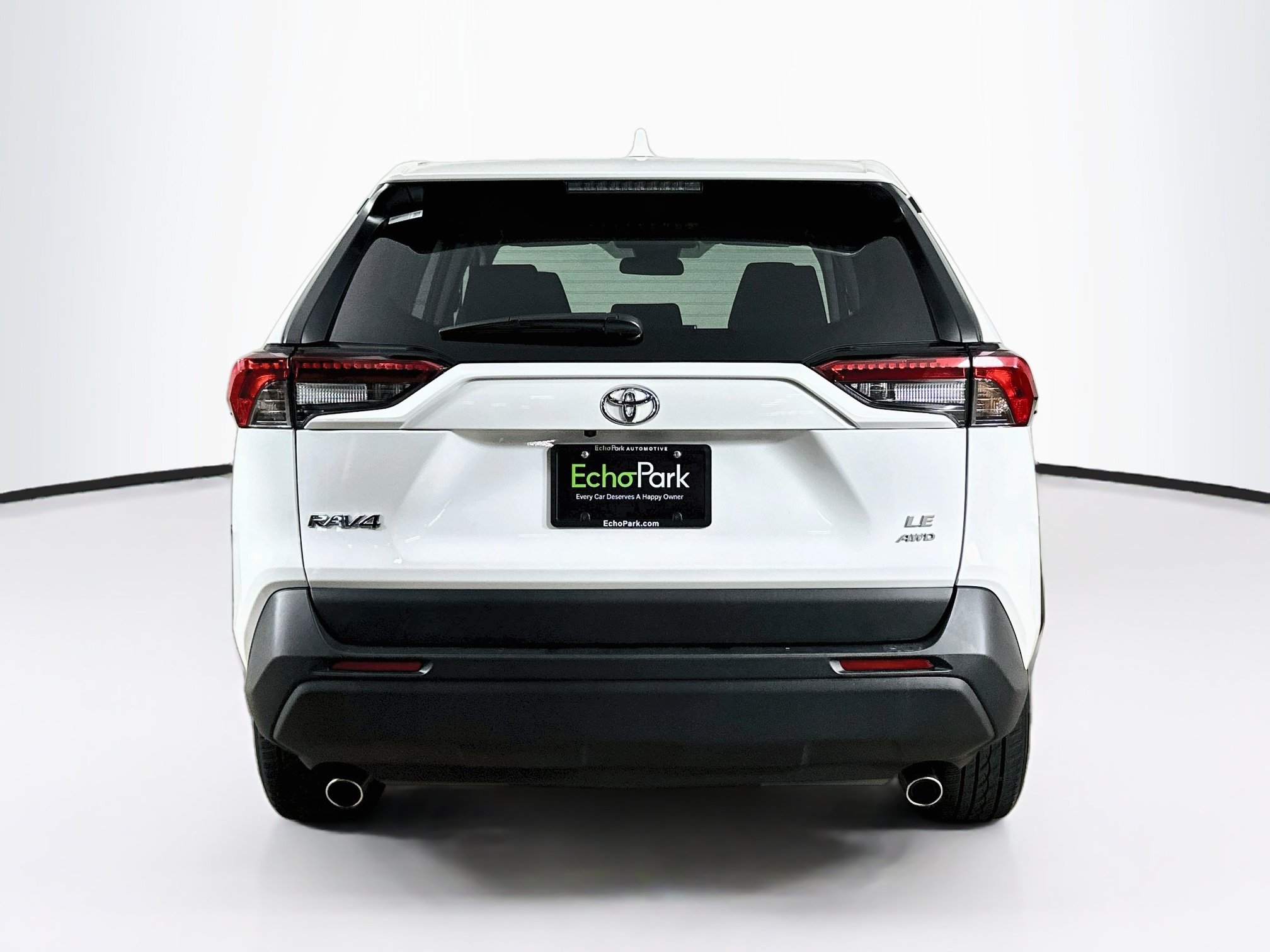 Used 2025 Toyota RAV4 LE AWD/4WD image 7