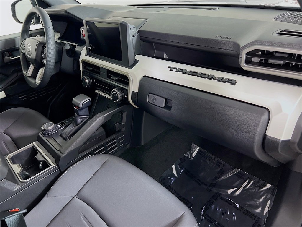 Used 2024 Toyota Tacoma TRD Sport image 31