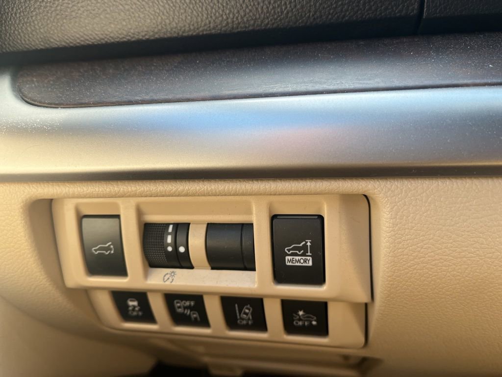 Used 2018 Subaru Outback 2.5i Limited image 22