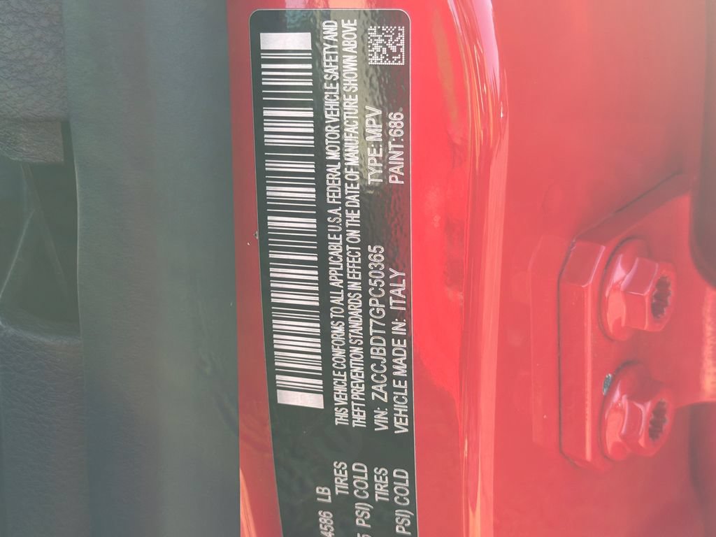 Used 2016 Jeep Renegade Limited AWD/4WD image 31
