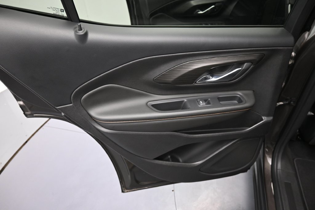Used 2020 GMC Terrain SLT FWD image 24