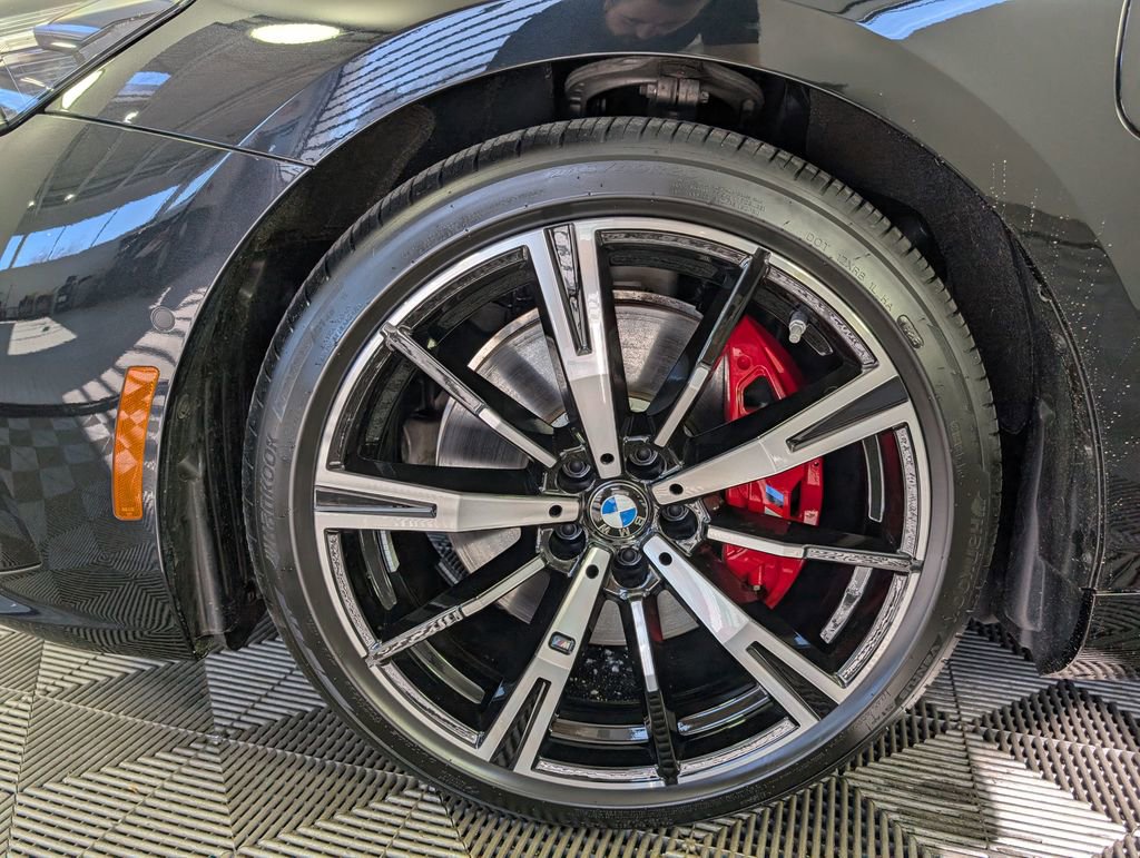 Certified 2026 BMW 550e xDrive image 12