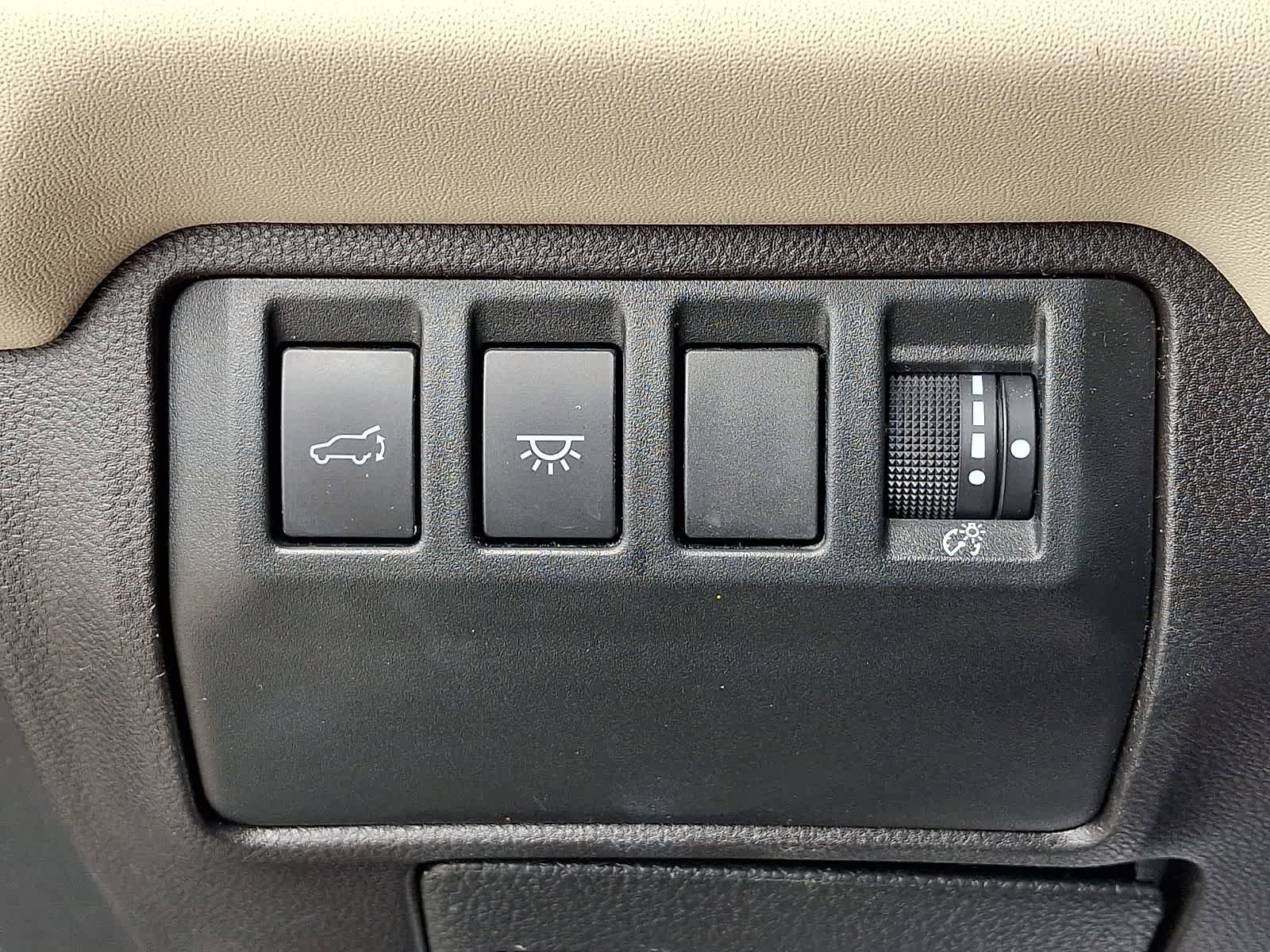 Used 2023 Subaru Ascent Limited w/ Technology Package AWD/4WD image 24