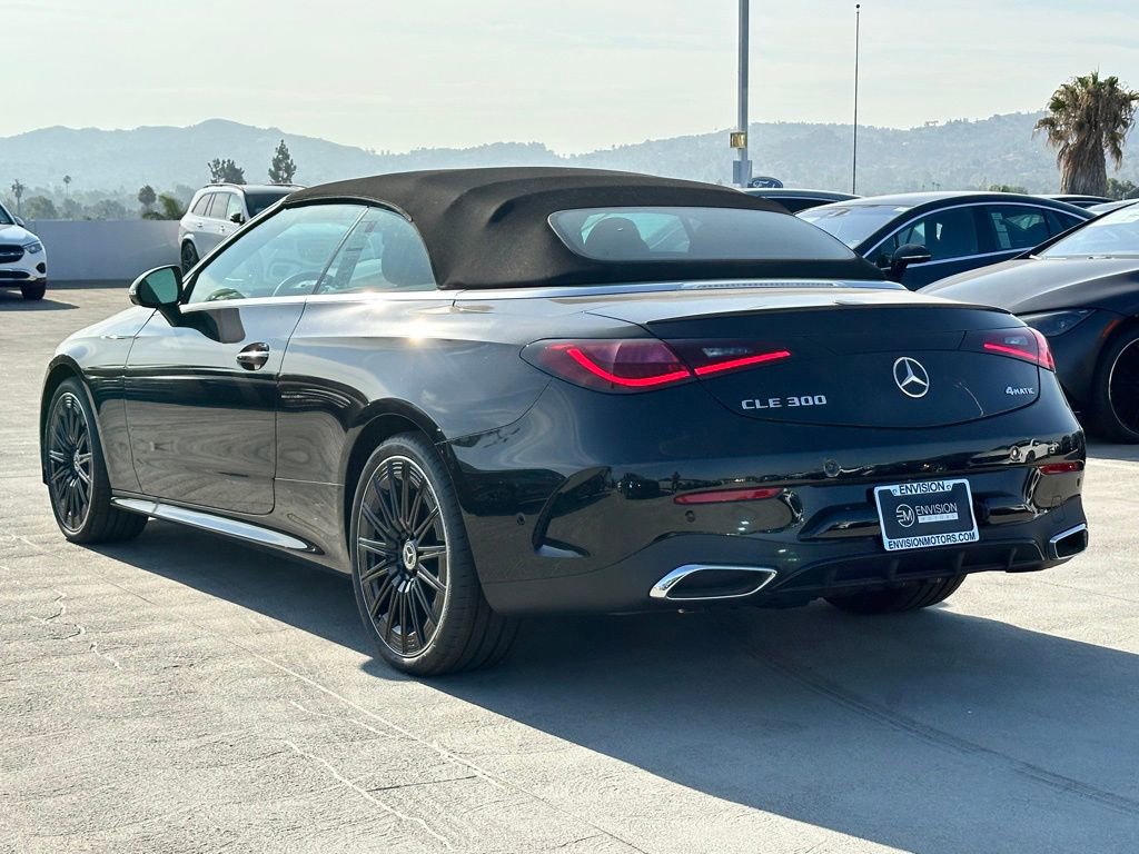 Used 2024 Mercedes-Benz CLE 300 4MATIC Cabriolet image 10