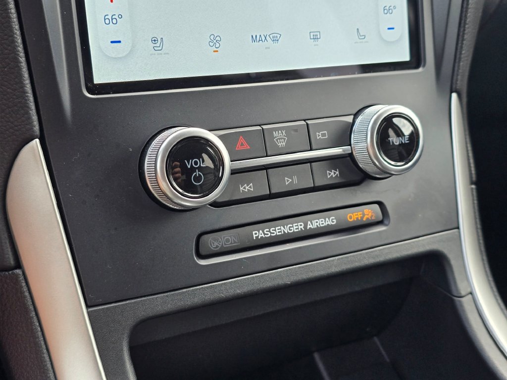 Used 2023 Ford Edge SEL w/ Sport Appearance Package AWD/4WD image 21
