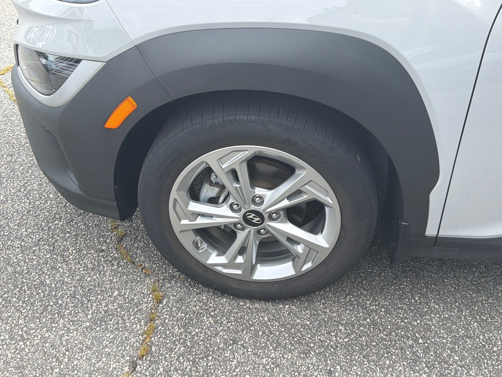 Certified 2022 Hyundai Kona SEL w/ Convenience Package FWD image 11