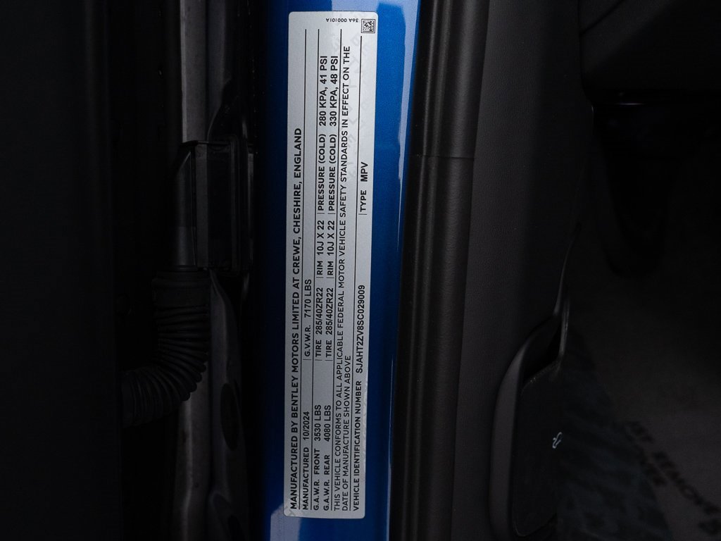 Certified 2025 Bentley Bentayga Extended Wheelbase image 51