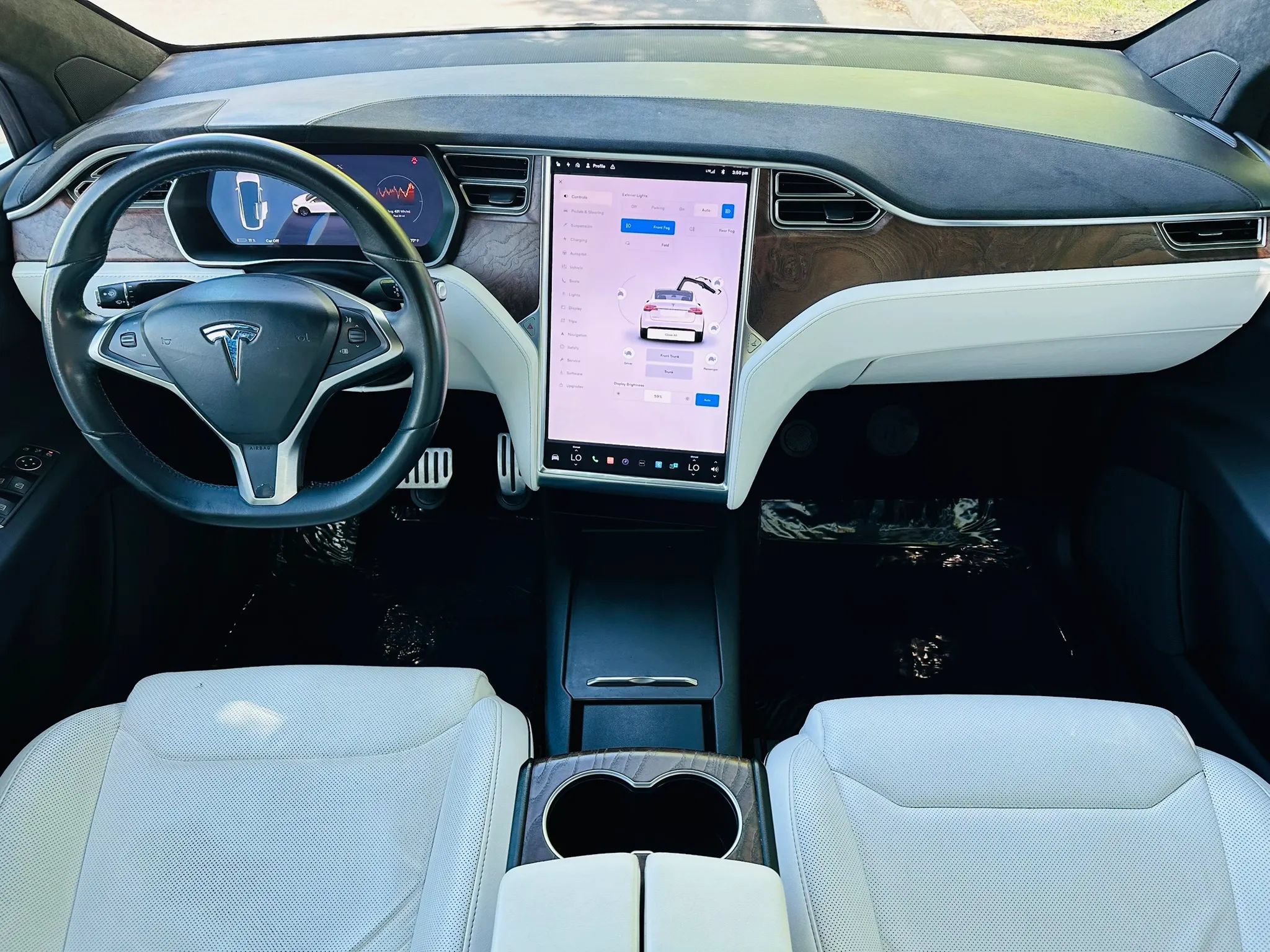Used 2016 Tesla Model X Performance AWD/4WD image 10