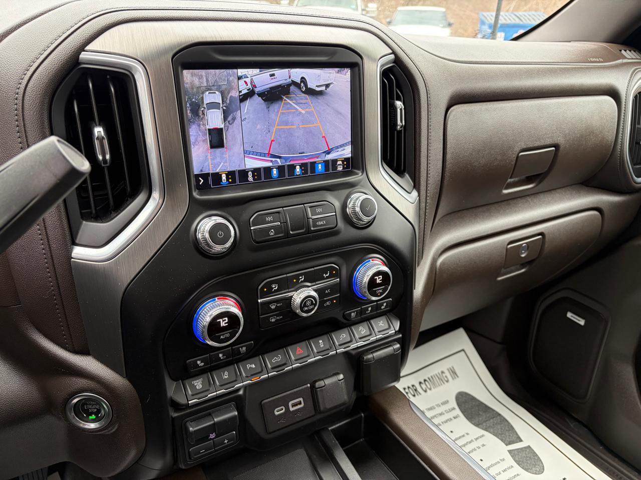 Used 2022 GMC Sierra 3500 Denali w/ Denali Ultimate Package image 12