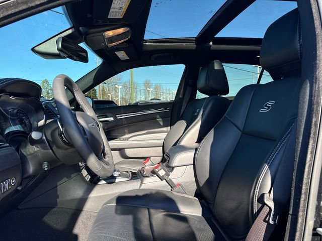 Used 2023 Chrysler 300 S w/ Comfort Group image 17