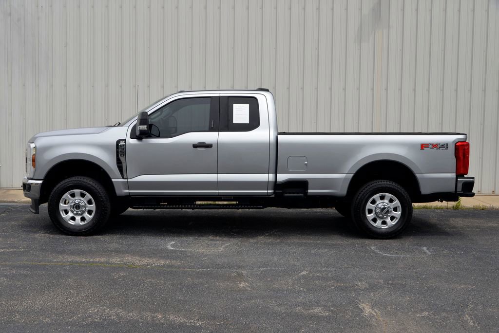 Used 2024 Ford F350 XLT w/ FX4 Off-Road Package AWD/4WD image 5