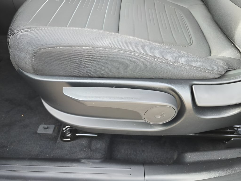 New 2026 Hyundai Santa Cruz SE AWD/4WD image 18